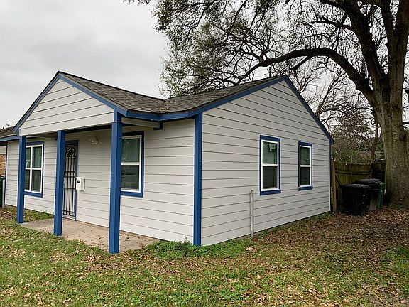 4th image of 3006 Stallings Dr