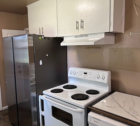 4th image of 1334 Regent St