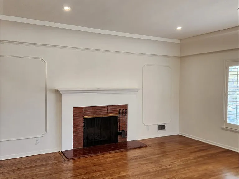 10504 Dunleer Dr — Photo 3