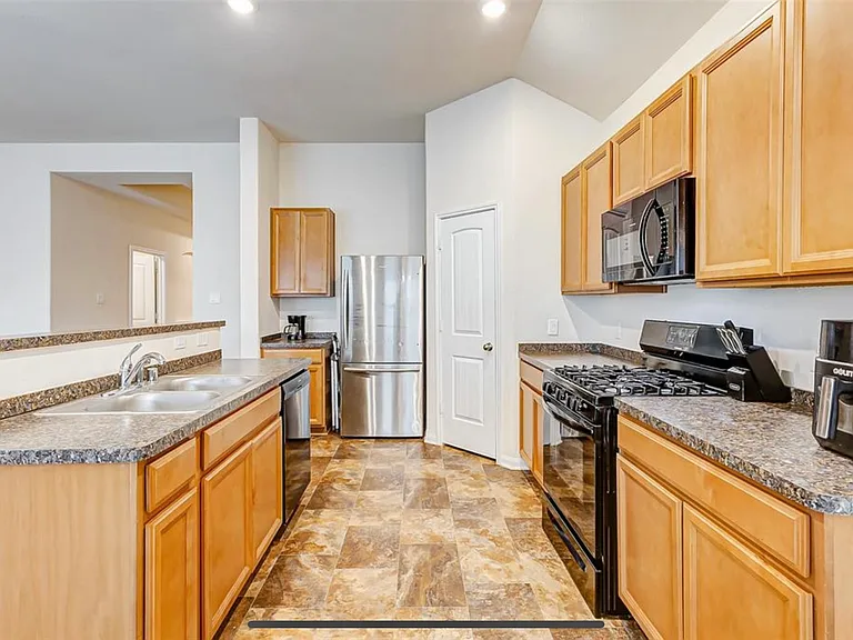 10750 Nyla Spring St — Photo 18