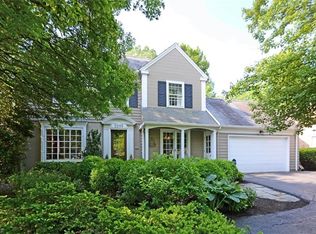 22105 Lake Rd, Rocky River, OH 44116