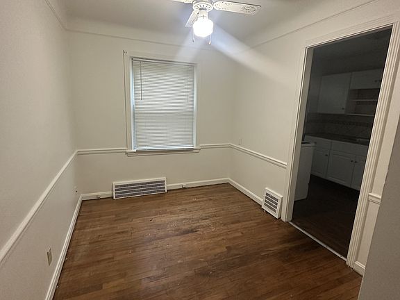 5th image of 25250 Lake Shore Blvd