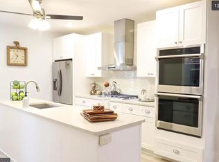 1126 S Paxon St, Philadelphia, PA 19143