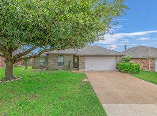 3413 Regal Row, College Station, TX 77845