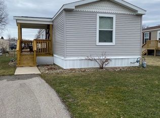 2721 W Park Ln, Erie, PA 16506