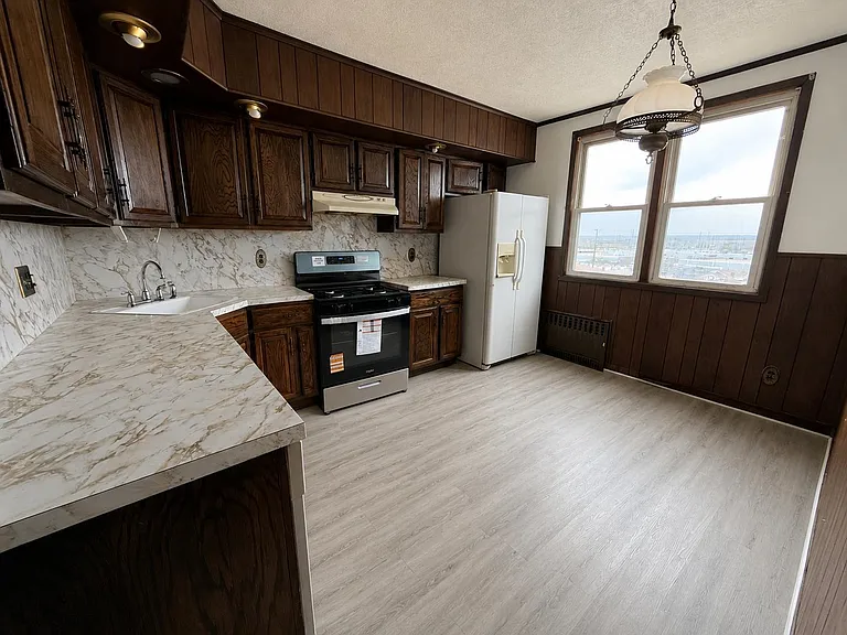 177 Columbia Ave #2 — Photo 13
