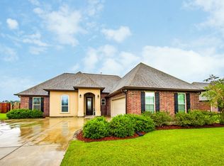 227 Crossing North St, Thibodaux, LA 70301
