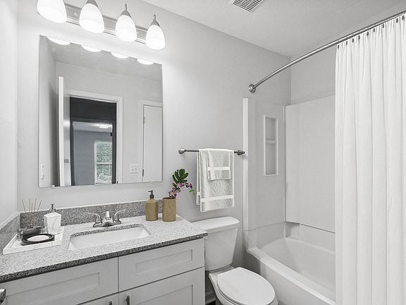 5th image of 1025 Avent Hl #29-B10