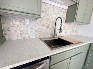 1006 Dewey Ln, Alamogordo, NM 88310