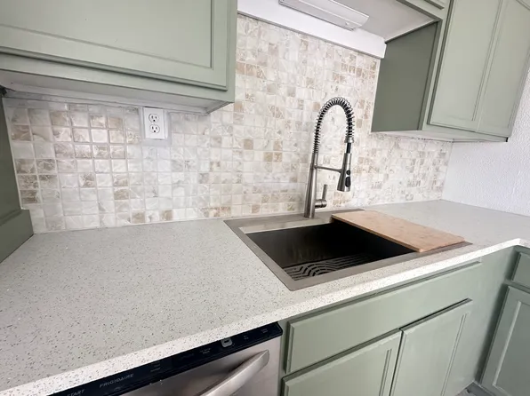 1006 Dewey Ln, Alamogordo, NM 88310