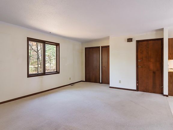 5th image of 4339 Eagle Crest Dr
