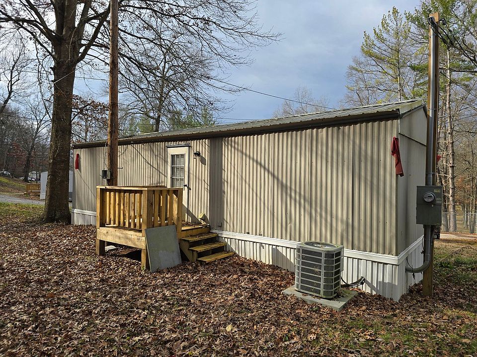 1st image of 493 Long Ave