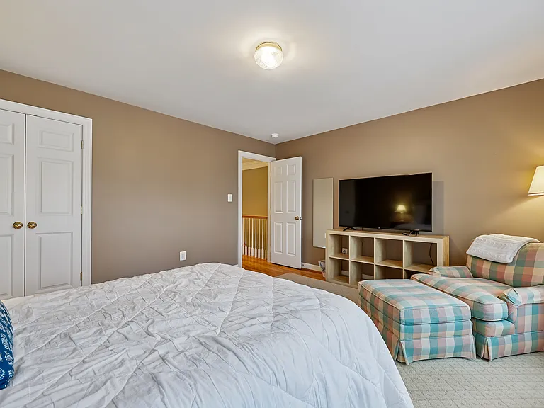 8807 Ridge Rd — Photo 15