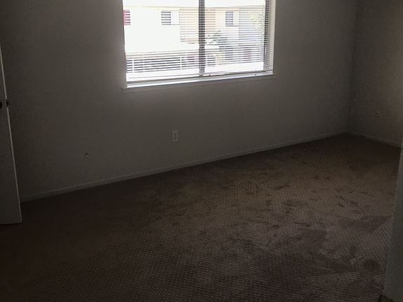 4th image of 1385 7th Ave APT 31