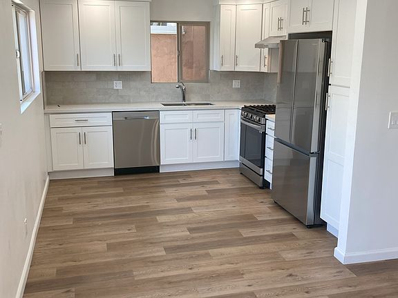 2nd image of 126 29th St APT A