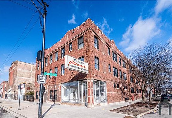 2nd image of 12 N Leclaire Ave #5100