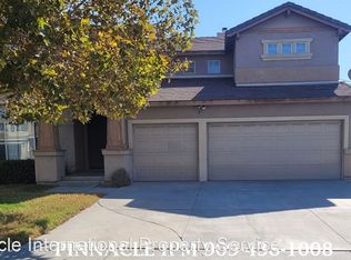 6942 Cedar Creek Rd, Corona, CA 92880