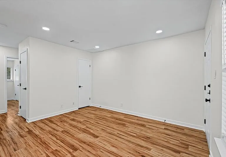 3438 Willowrun Dr #C — Photo 3