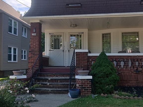 2nd image of 2508 E 124th St