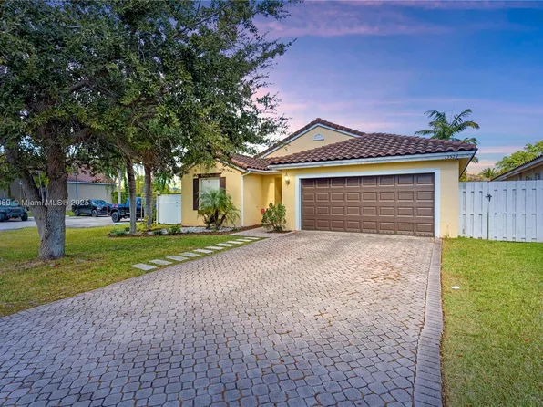 13529 SW 144th Ter, Miami, FL 33186