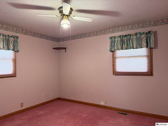 5th image of 3123 S 134th St