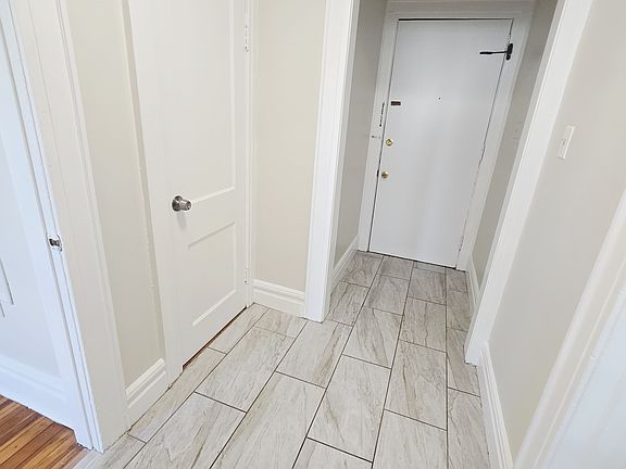 4th image of 419 Kearny Ave #12