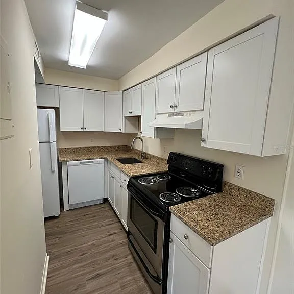 524 Georgetown Dr #B — Photo 9