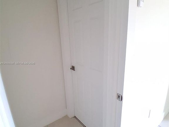 5th image of 1231 SW 136th Pl #B