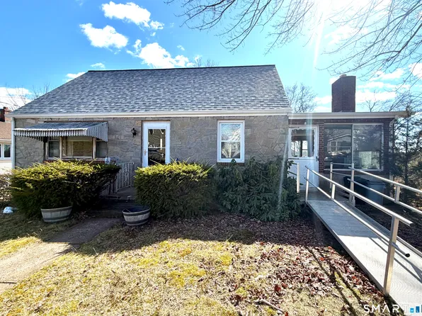 (undisclosed Address), East Haven, CT 06512