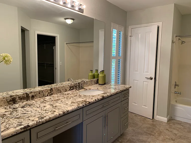 1401 Nandina Dr — Photo 14