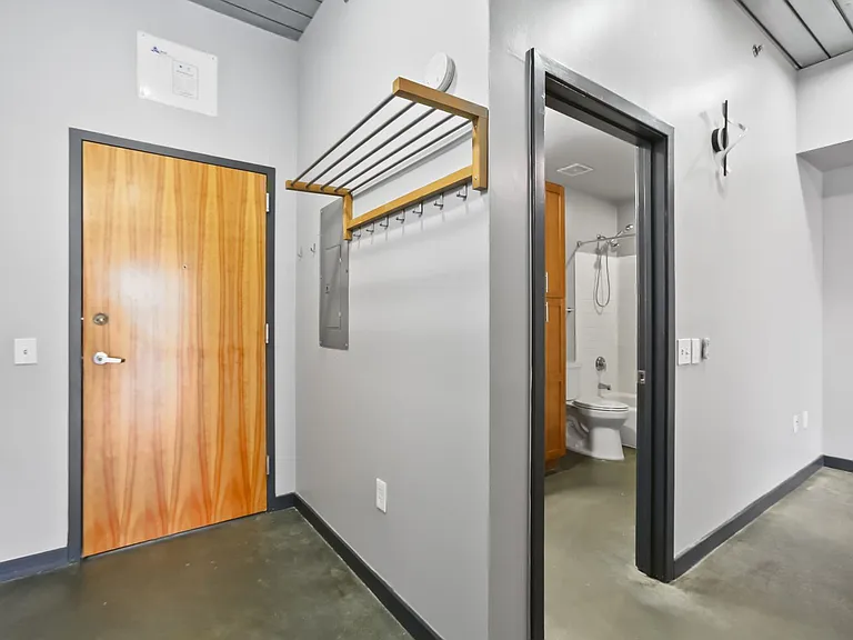 620 Glen Iris Dr NE #501 — Photo 10