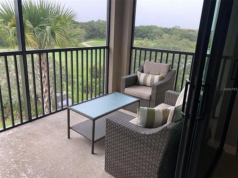 17510 Gawthrop Dr #405 — Photo 5