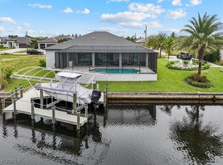 304 NW 39th Ave, Cape Coral, FL 33993
