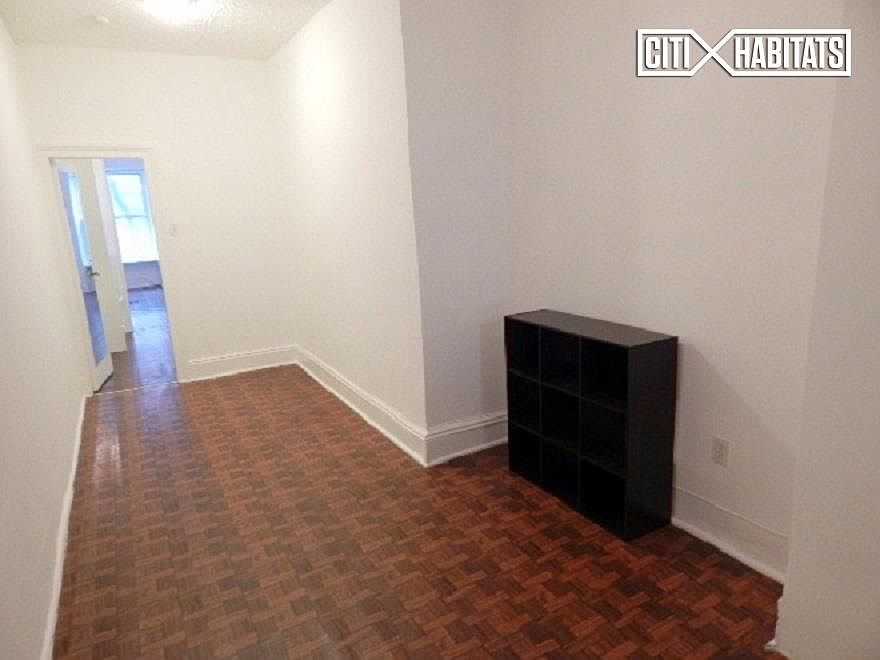 2nd image of 447 W 48th St APT 2W