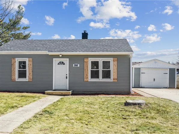 506 W 14th St N, Newton, IA 50208