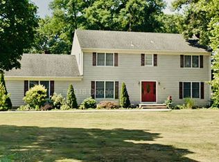 48 Cherry Tree Farm Rd, New Monmouth, NJ 07748