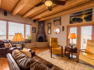 5 Floresta Dr, Santa Fe, NM 87508