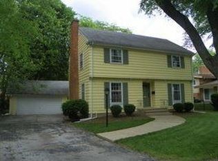 3639 Cherry Hills Dr, Flossmoor, IL 60422