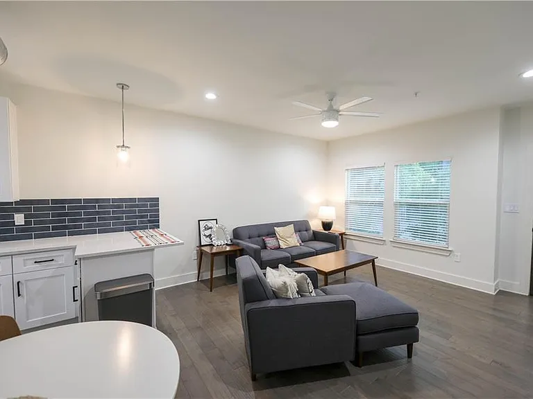 308 Moore Blvd — Photo 40