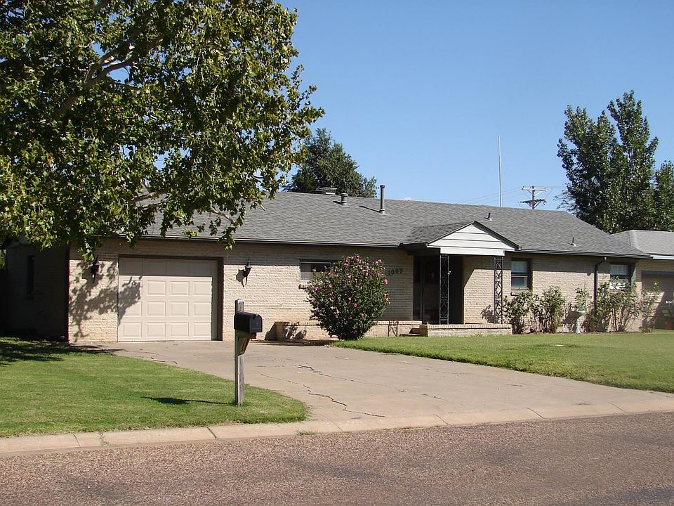 1st image of 1009 N Carlton Ave