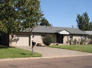 1009 N Carlton Ave, Liberal, KS 67901