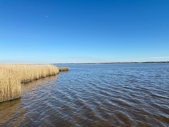 3rd image of 46 Oak Bay Dr. #Water View