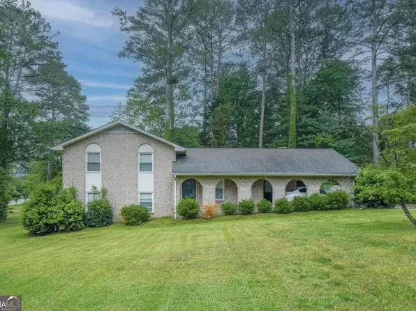 4244 Dorsey Ct SW, Lilburn, GA 30047