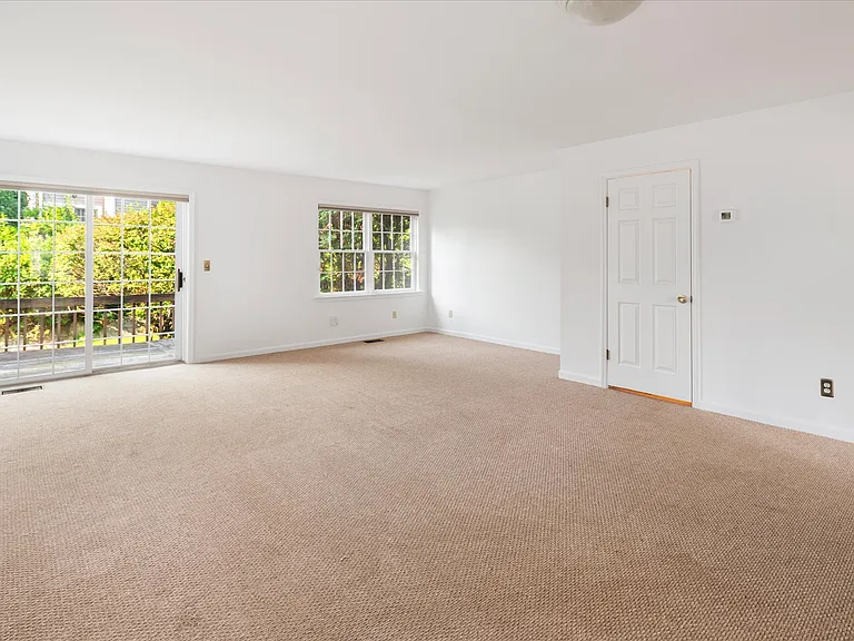 46 Winterberry Cir — Photo 9