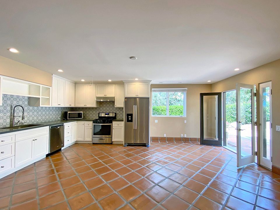 1st image of 1476 Lou Dillon Ln #C