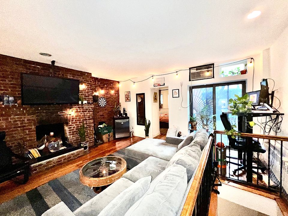1st image of 55 W 84th St APT 2