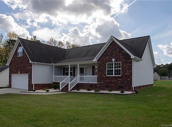 2nd image of 1026 Parkside Dr