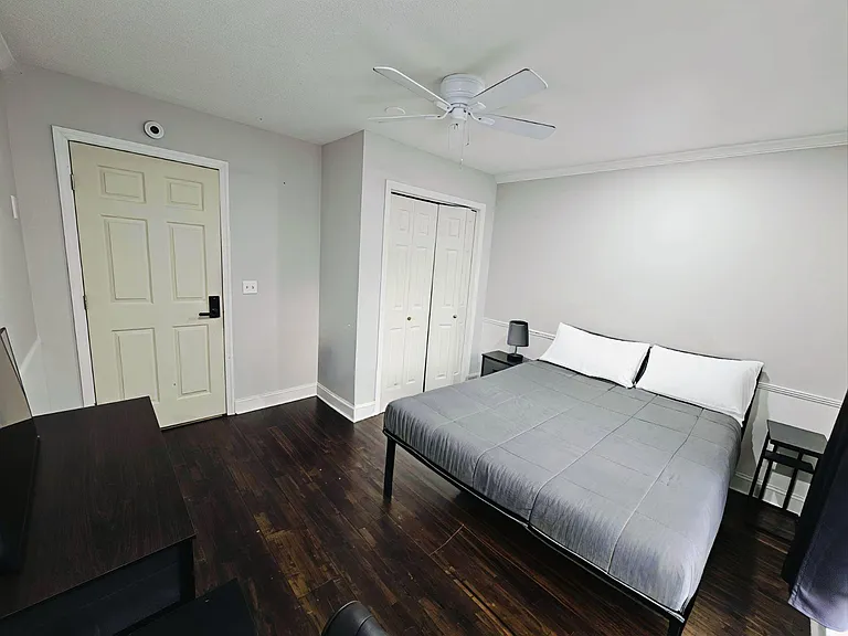 Oak Valley Dr — Photo 1