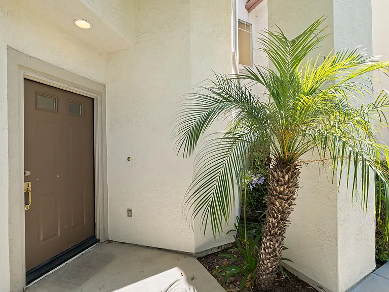 10960 Ivy Hill Dr #7 — Photo 2