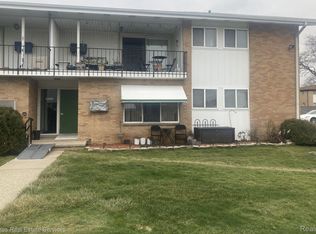 29131 Longview Ave APT 7, Warren, MI 48093